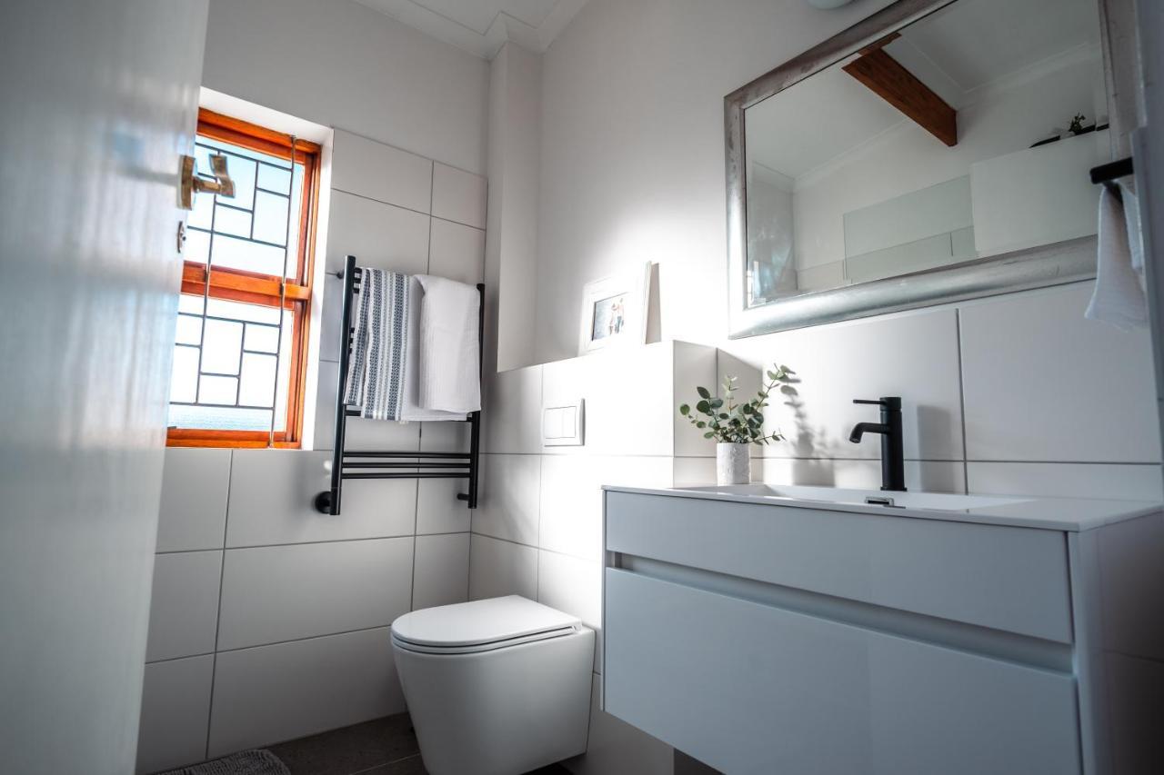 Luxury Suite Near Church Street Στέλενμπος Εξωτερικό φωτογραφία